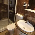 Bed and breakfast Le Petit Free Gated Parking Sarajevo