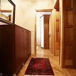 Bed & Breakfast Le Petit Free Gated Parking