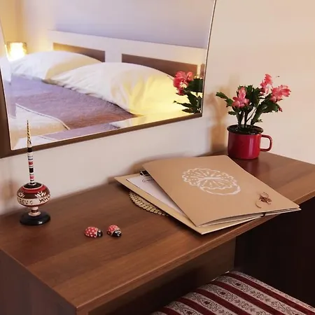 Le Petit Free Gated Parking