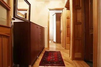 Nocleg ze śniadaniem Le Petit Free Gated Parking