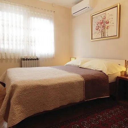 Bed and breakfast Le Petit Free Parking 3*