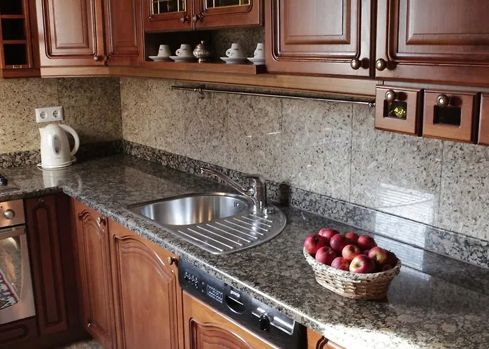 Le Petit Free Gated Parking 4* 塞拉耶佛