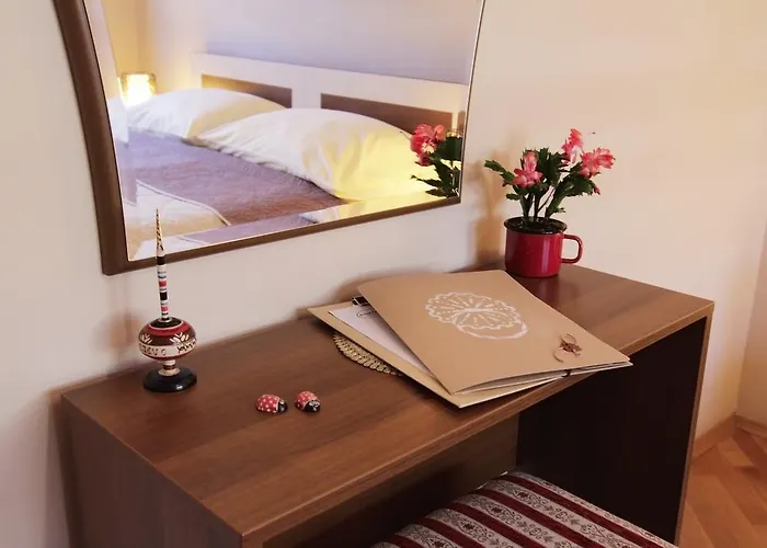 Le Petit Free Gated Parking