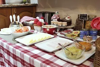 Le Petit Free Gated Parking 塞拉耶佛