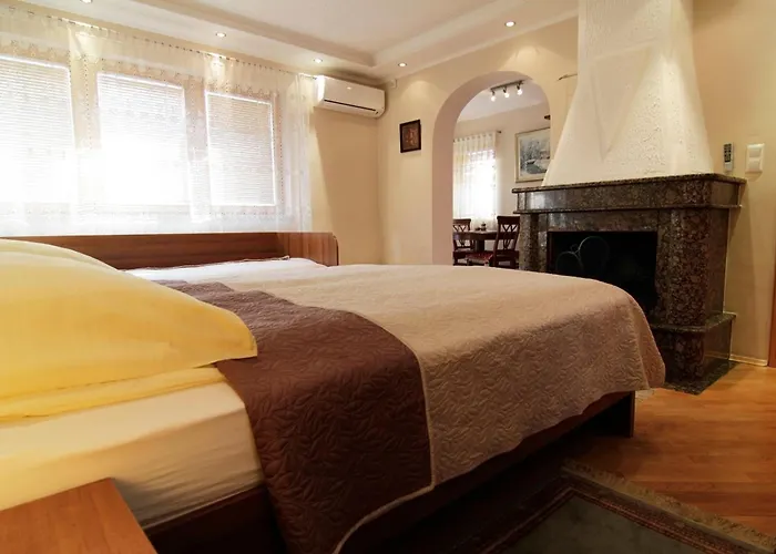 Le Petit Free Gated Parking 住宿加早餐酒店